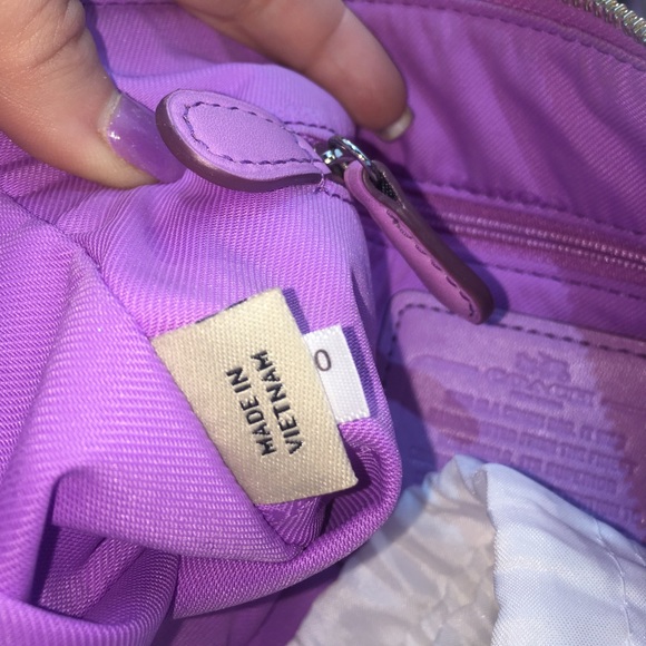 Lilac COACH crossbody satchel - Picture 4 of 8
